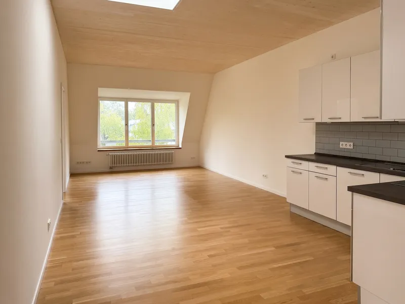 Moderne 3 Zimmer-Dachgeschosswohnung mit Aufdachterrasse — photo 1